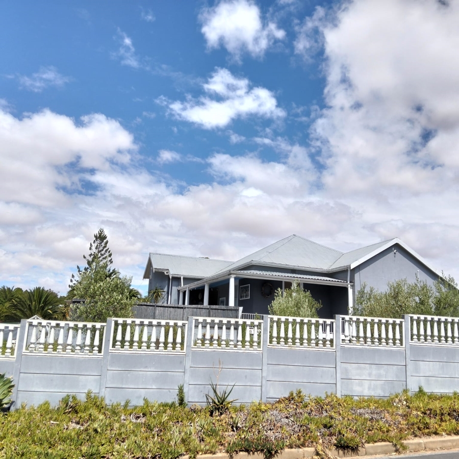 3 Bedroom Property for Sale in Moorreesburg Western Cape